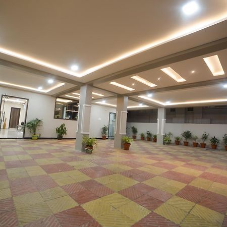 Hotel Our Nest Banjara Hyderabad Exterior foto